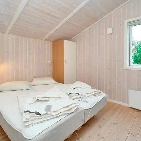 Semesterbostad 8 Person In Gilleleje *