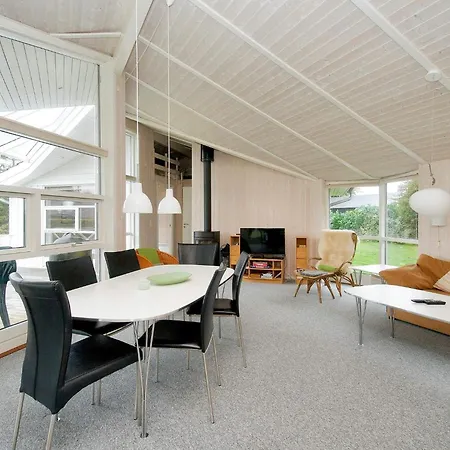 8 Person In Gilleleje Semesterbostad *